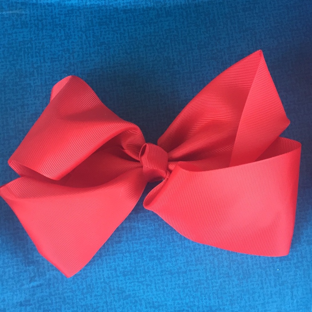 HAIR BOWS!!